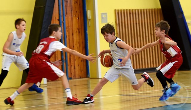 Naši chlapci U13 zahajují novou sezónu vítězně proti BK Klatovy.