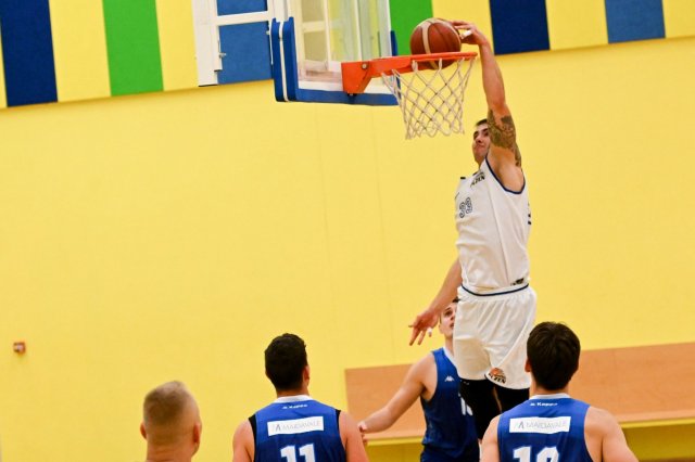Muži "A" vítězí doma nad SP Basket