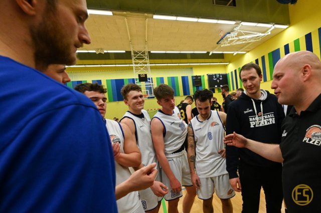 Muži "A" prohrávají venku nad Sršni Písek